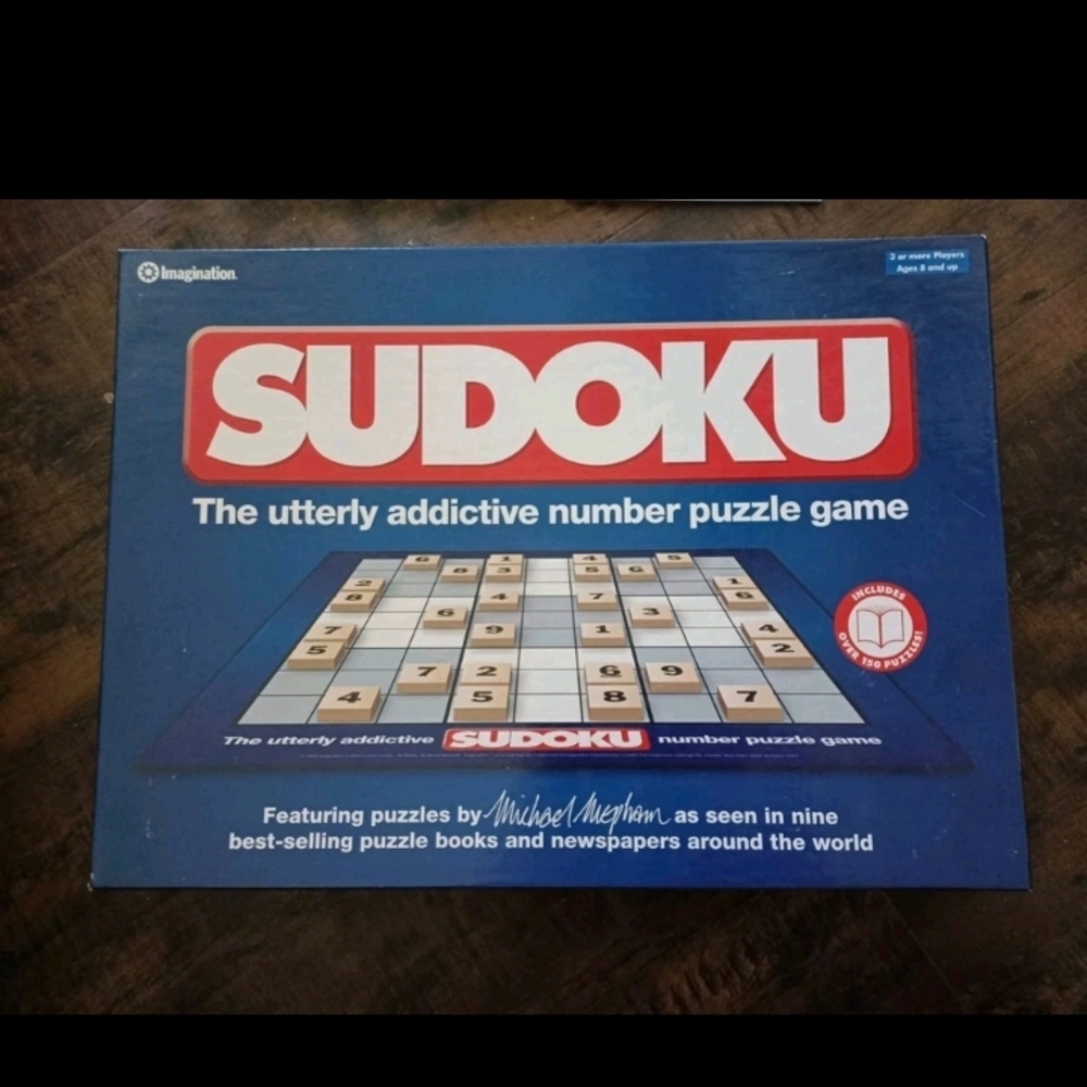Blue and White Sudoku Puzzle Game
